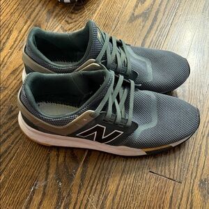 New Balance Men's Green and Gray Sneakers